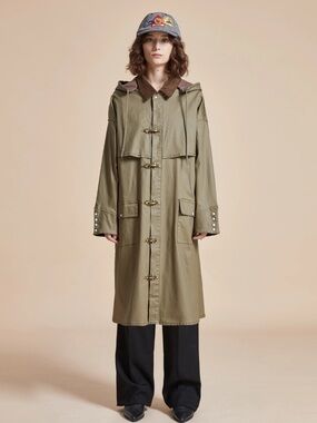 PRAIRIE BUCKLE COAT
in olive
NWOT
FOUND
UNISEX